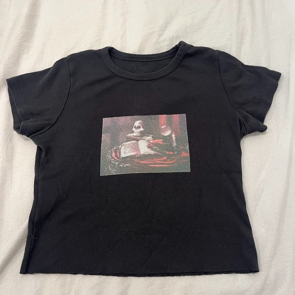 Brandy Melville Ashlyn Gothic Top